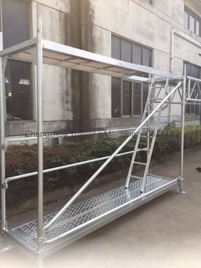 建設用層状穴あき鋼製足場板